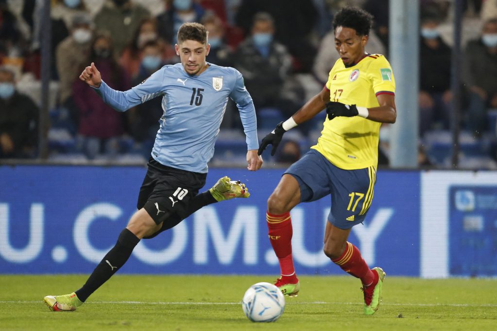 Un valioso punto nos trajimos de Uruguay 1 Un valioso punto nos trajimos de Uruguay Después de 20 años la Selección Colombia volvió a sumar en Montevideo, donde acaba de empatar 0-0 contra Uruguay en el Estadio Gran Parque Central, por la jornada 11 de la Eliminatoria Suramericana al Mundial Catar 2022.