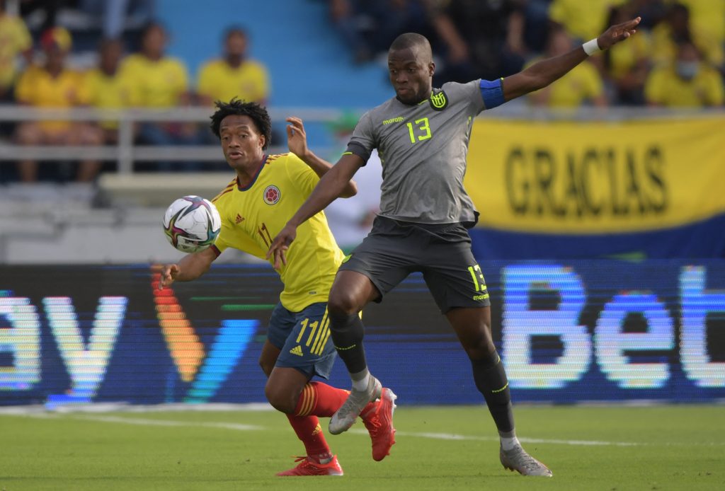 Contra Ecuador, tercer empate en línea y sin marcar goles 2 Contra Ecuador, tercer empate en línea y sin marcar goles Aburridos quedamos los colombianos con el empate de nuestra Selección 0-0 frente a Ecuador, esta tarde en el Estadio Metropolitano de Barranquilla, por la fecha 12 de la Eliminatoria Suramericana al Mundial Catar 2022, pues el equipo volvió a mostrar un flojo desempeño y perdió la posibilidad de afianzarse en puestos de clasificación directa.