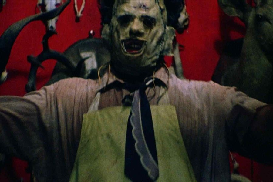 ¡A estos hay que tenerles miedo! 10 ¡A estos hay que tenerles miedo! El mes de octubre trae implícito Halloween, y pensar en Halloween es imposible sin que lleguen a la mente monstruos, personajes de terror y, por supuesto, esas películas inolvidables con las que a muchos se les pusieron los pelos de punta.