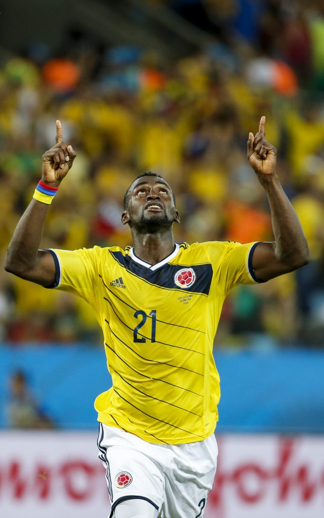 Jackson Martínez le tiene fe al proceso de la Tricolor 2 Jackson Martínez le tiene fe al proceso de la Tricolor Han pasado 9 meses desde que Jackson Martínez decidió colgar los guayos debido a una grave lesión de tobillo. Sin embargo, durante este tiempo el chocoano anda más ocupado. El exdelantero de la Selección Colombia ahora se dedica a su vida como empresario y también como rapero. De hecho, está promocionando ‘Las 2 puertas’ su nuevo sencillo. Q’HUBO habló con él sobre esta faceta artística y, además, sobre su carrera deportiva.