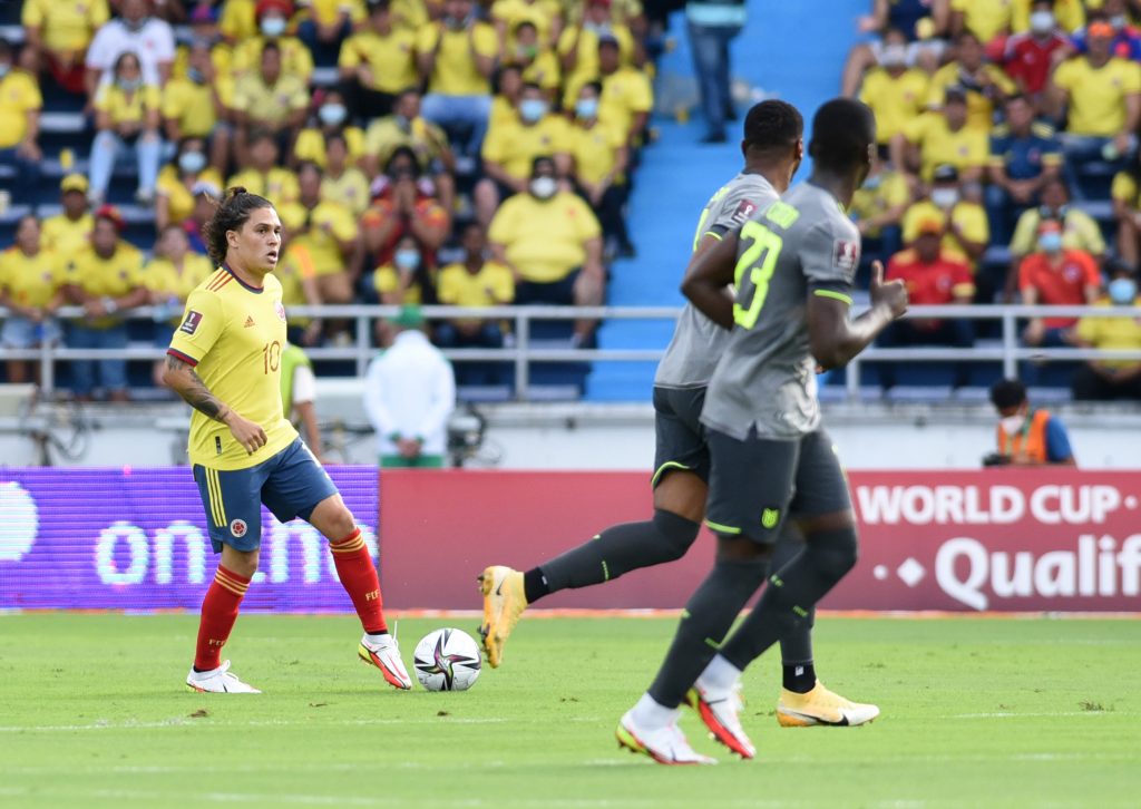 Las cinco deudas con las que cerró la triple fecha la Selección 3 Las cinco deudas con las que cerró la triple fecha la Selección Tras el amargo sabor de boca que nos quedó a los seguidores de la Selección Colombia con el empate 0-0 frente a Ecuador, muchos son los temas que quedan en el aire sobre lo que debe corregir el técnico Reinaldo Rueda de cara a lo que viene en la Eliminatoria al Mundial de Catar 2022, cuando enfrentemos a Brasil (en Sao Paulo) y Paraguay (en Barranquilla) el 11 y el 16 de noviembre, respectivamente.
