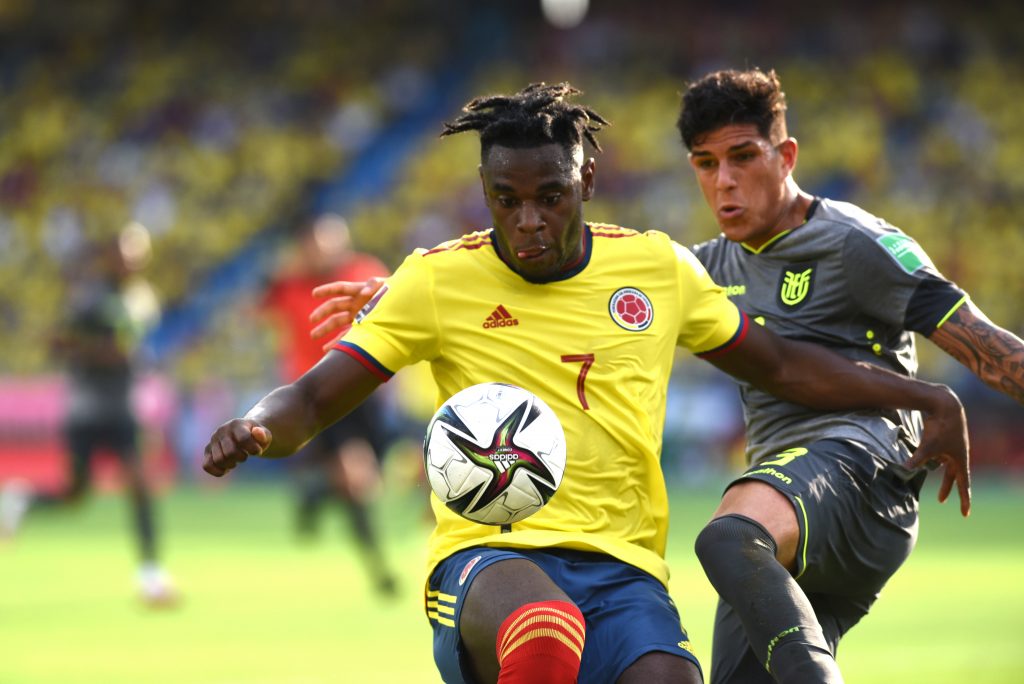 "En cualquier momento va a llegar nuevamente el gol", Muñoz 2 "En cualquier momento va a llegar nuevamente el gol", Muñoz Daniel Muñoz hace parte de la nueva generación de la Selección Colombia, su primera convocatoria llegó en agosto de 2019 de parte del técnico Carlos Queiroz, y gracias a su trabajo, Reinaldo Rueda le renovó la confianza.