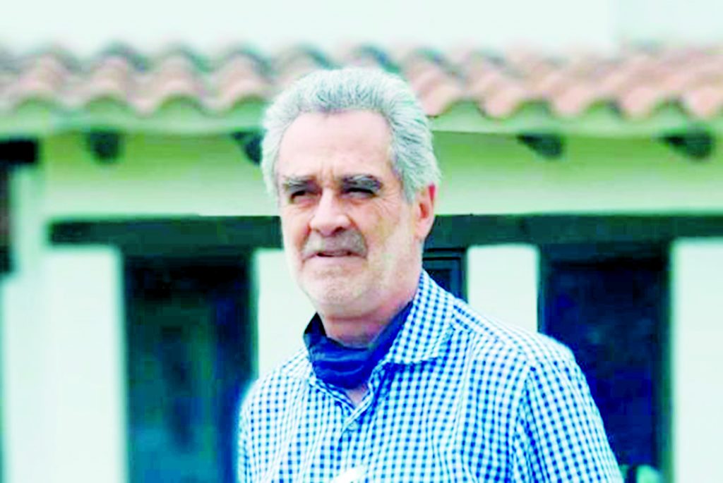 Cerquita de la cárcel por defenderse de un ladrón Imagine por un momento que usted se encuentra en la comodidad de su casa, descansando luego de un arduo día de trabajo y de repente un individuo, desde la calle, intenta meterse a la brava en su propiedad.