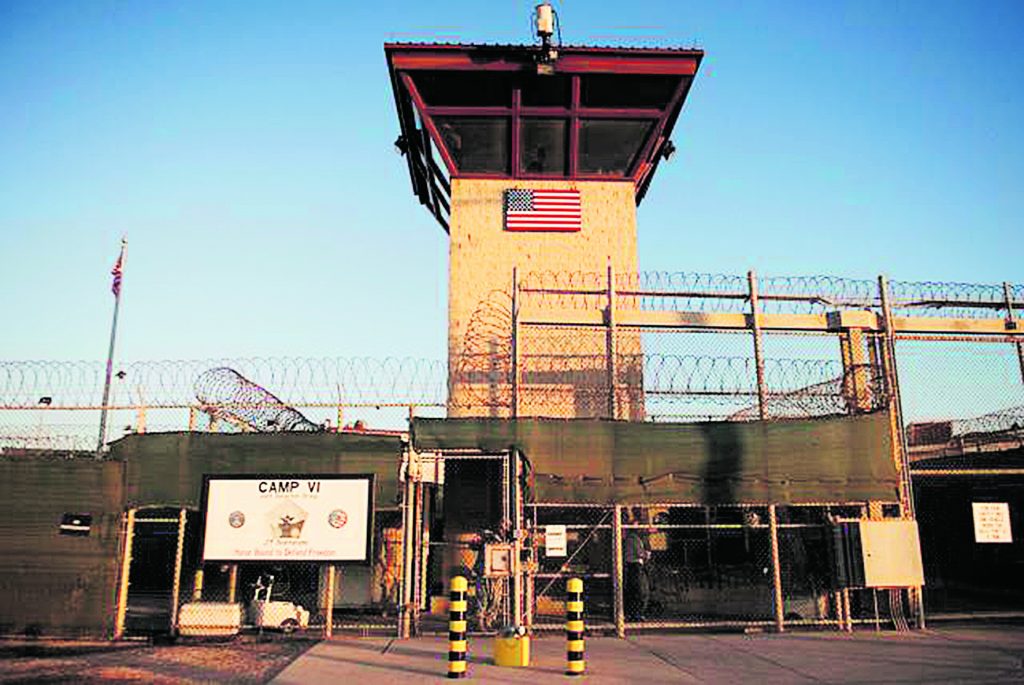 Preso en Guantánamo por crimen que no cometió 2 Preso en Guantánamo por crimen que no cometió De injusticias crueles e inauditas está plagado, lastimosamente, el mundo entero.