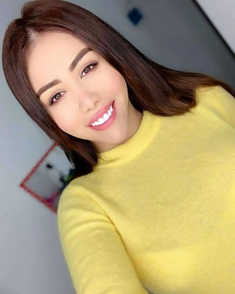 Yina Calderón, reconoció que tiene un problema con la bebida 1 Yina Calderón, reconoció que tiene un problema con la bebida En el mundo de los influenciadores, Yina Calderón suele ser de las más polémicas. Sus amigos y familia la apoyan incondicionalmente, pero no dudan en preocuparse por ella.