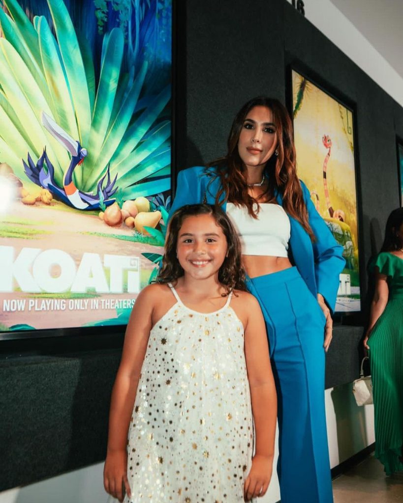 EN VIDEO. Daniela Ospina se le fue detrás a ladrón en Miami 1 EN VIDEO. Daniela Ospina se le fue detrás a ladrón en Miami Daniela Ospina contó en Instagram que vivió un mal momento junto a su hija Salomé, por cuenta de un bandido que la asaltó mientras caminaba por las calles de Miami (Estados Unidos), donde residen desde hace algún tiempo.