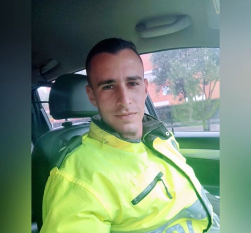 A prisión 'Monotoro' por crimen del subteniente Juan Vallejo 2 A prisión 'Monotoro' por crimen del subteniente Juan Vallejo En las últimas horas la Fiscalía General de la Nación logró la judicialización de Sebastián Medina Jaimes, alias ‘Monotoro’, señalado como el presunto homicida del subteniente Juan Pablo Vallejo Martínez, y de dejar herido a un fiscal de la Unidad de Vida de la Dirección Seccional de Bogotá.