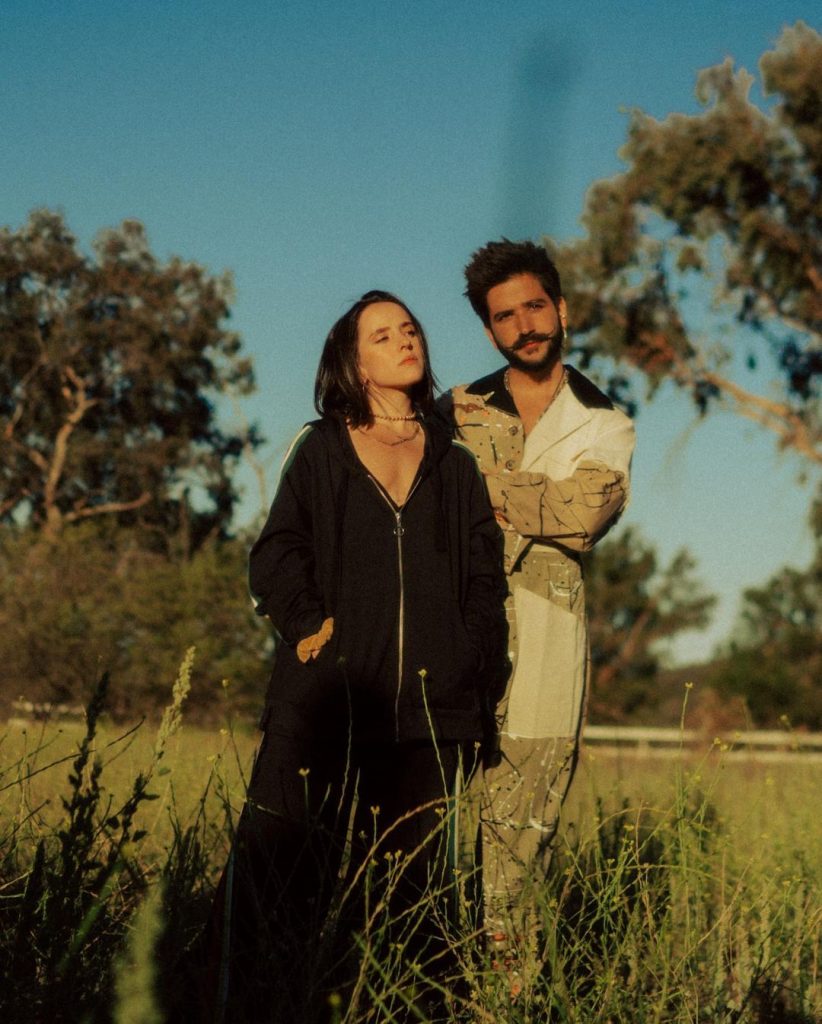 Con nueva canción Camilo y Evaluna anuncian que esperan un hijo 2 Con nueva canción Camilo y Evaluna anuncian que esperan un hijo Lo que muchos pensaron que sería solo una nueva canción de Evaluna Montaner y Camilo Echeverry se convirtió en la prueba de que la joven pareja espera su primer bebé.