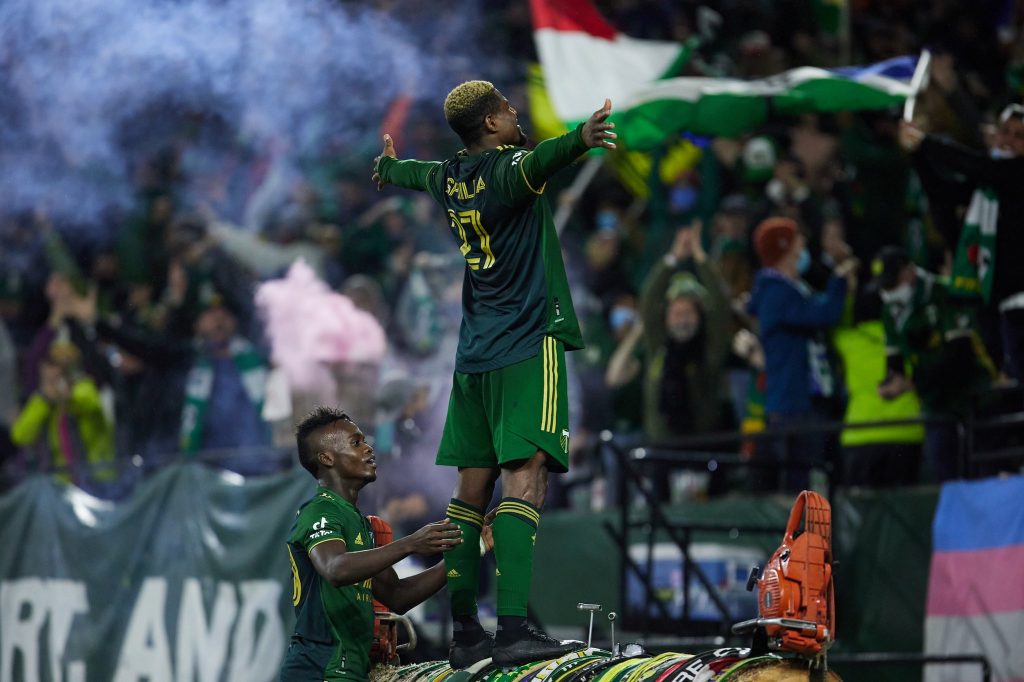 Dairon Asprilla se mandó un golazo de chilena digno de Puskas ¡Tremenda pintura la que se mandó Dairon Asprilla en la Major League Soccer (MLS)! El atacante colombiano se fajó anoche con un golazo por el que, desde ya, piden que sea nominado para el premio Puskas como el mejor gol del año.