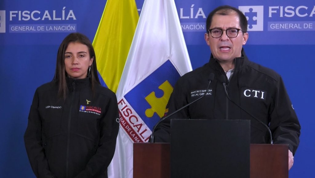 Golpe a banda que mataba y vendía droga en Bogotá, Soacha y Flandes 1 Golpe a banda que mataba y vendía droga en Bogotá, Soacha y Flandes En las últimas horas la Fiscalía General de la Nación anunció que dio un golpe a la banda delincuencial denominada ‘Los Camilos’, la cual se dedicaba a cometer homicidios y a la comercialización de estupefacientes en Bogotá, Soacha (Cundinamarca) y Flandes (Tolima).
