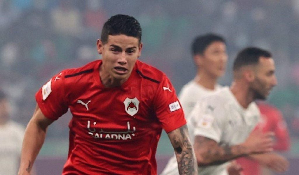 Primer gol de James en Catar y también su primera victoria 2 Primer gol de James en Catar y también su primera victoria Lo que tanto esperaban los seguidores de James Rodríguez acaba de concretarse, el mediocampista colombiano anotó su primer gol en el fútbol de Catar y celebró su primera victoria con el Al Rayyan.