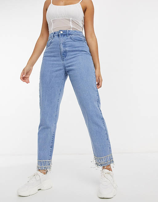Jeans, enterizos y otras prendas que no pueden faltar en tu clóset 2 Jeans, enterizos y otras prendas que no pueden faltar en tu clóset ¿Alguna vez has dicho la típica frase: 'No tengo nada qué ponerme'? Esto es absolutamente común entre las mujeres, a pesar de que tengamos el clóset repleto de ropa. El problema es que no sabemos sacarle provecho a muchas prendas, o que, como suele ocurrir, tengamos la mayoría de la ropa del mismo color y del mismo estilo.