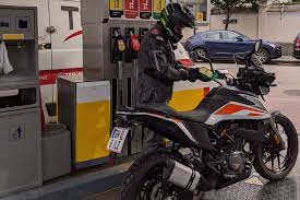 Aliste su moto para los viajes largos 1 Aliste su moto para los viajes largos Cuando el espíritu del motero es aventurero por naturaleza, solo es cuestión de tiempo para que el caballito motorizado y de dos ruedas comience un recorrido en carretera, esto es prueba de fuego donde los moteros prueban finura.