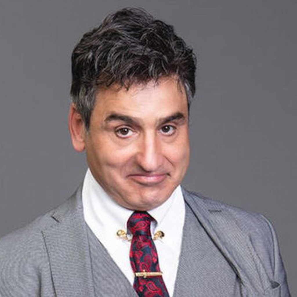 Súper quiz de Róbinson Díaz 3 Súper quiz de Róbinson Díaz Es uno de los mejores actores del país y tiene una trayectoria de más de 30 años en teatro, cine y televisión. Si se considera un seguidor de su carrera, responda estas preguntas. ¡Test!