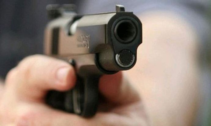 Ofrecen 20 millones de recompensa por el paradero de los asesinos En un presunto hecho de hurto, fue asesinado el teniente coronel Ricardo José Beltrán Jiménez, en el barrio Jordán de Villavicencio, quien era miembro activo de la subjefatura del Estado Mayor Conjunto de fortalecimiento jurídico institucional del Comando General de las Fuerzas Militares.