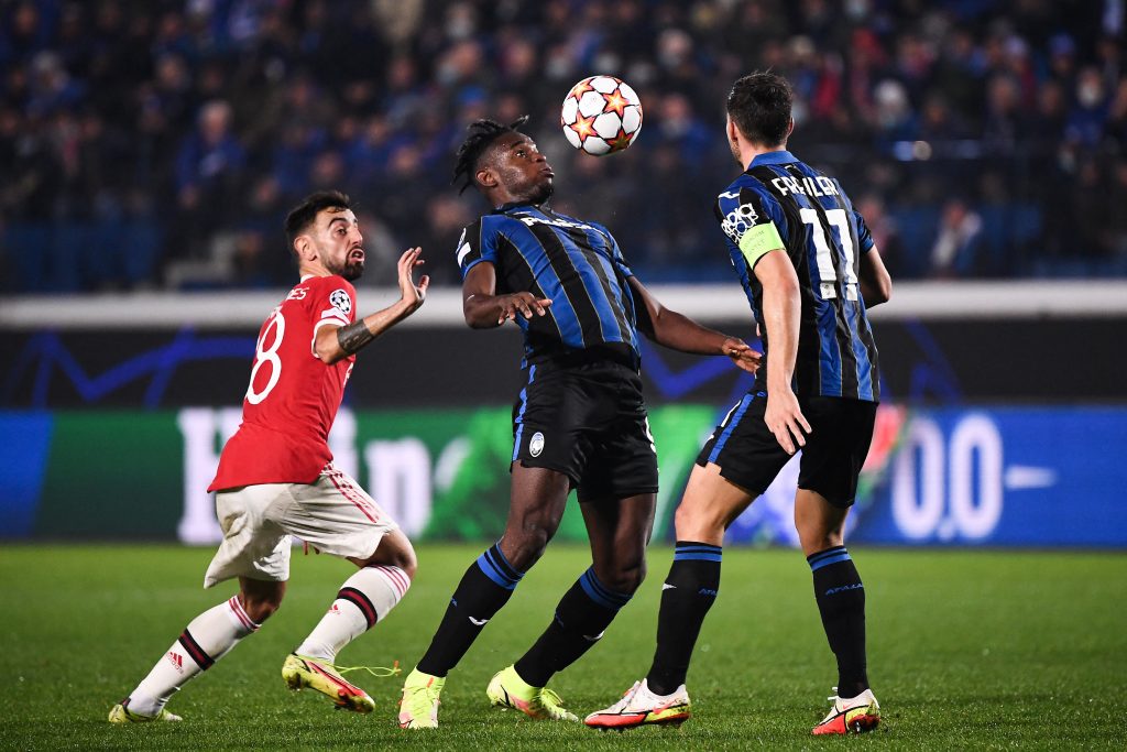 Gol y pase gol de Zapata a un United que fue salvado por Cristiano Gran mano a mano sostuvieron este martes en la 'Champions League' el goleador colombiano Duván Zapata y el astro portugués Cristiano Ronaldo, quienes a punta de gol armaron un gran partido en el Estadio Gewiss de Bérgamo, donde el Atalanta de Italia y Manchester United de Inglaterra empataron 2-2 por la cuarta fecha del Grupo F.