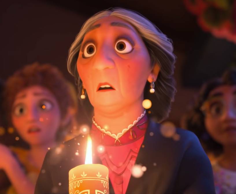 Le contamos quiénes le dan vida a los personajes con sus voces 4 Le contamos quiénes le dan vida a los personajes con sus voces Disney empezó su campaña global de promoción de su película animada número 60, ‘Encanto’ una historia inspirada y en homenaje a la cultura colombiana.