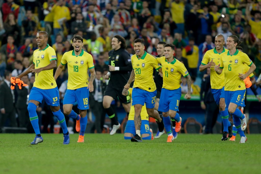 La Selección de Brasil saldrá ante Colombia con toda la pesada Aunque estaba acostumbrado a entregar las nóminas titulares con anticipación, desde hace varias fechas de la Eliminatoria el estratega la Selección de Brasil, Tite, no lo hacía. Sin embargo, hoy volvió a destapar sus cartas con anticipación, un día antes del juego contra Colombia.