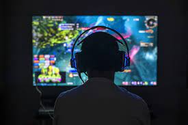 ¿Y usted, qué tipo de gamer es? 1 ¿Y usted, qué tipo de gamer es? ¿Tienes idea de cuántos gamers hay en el mundo? Según el último reporte de Newzoo, al finalizar 2021 habrá cerca de 3 mil millones de gamers en todo el planeta, un aumento de más del 5.3% en comparación con el año anterior.