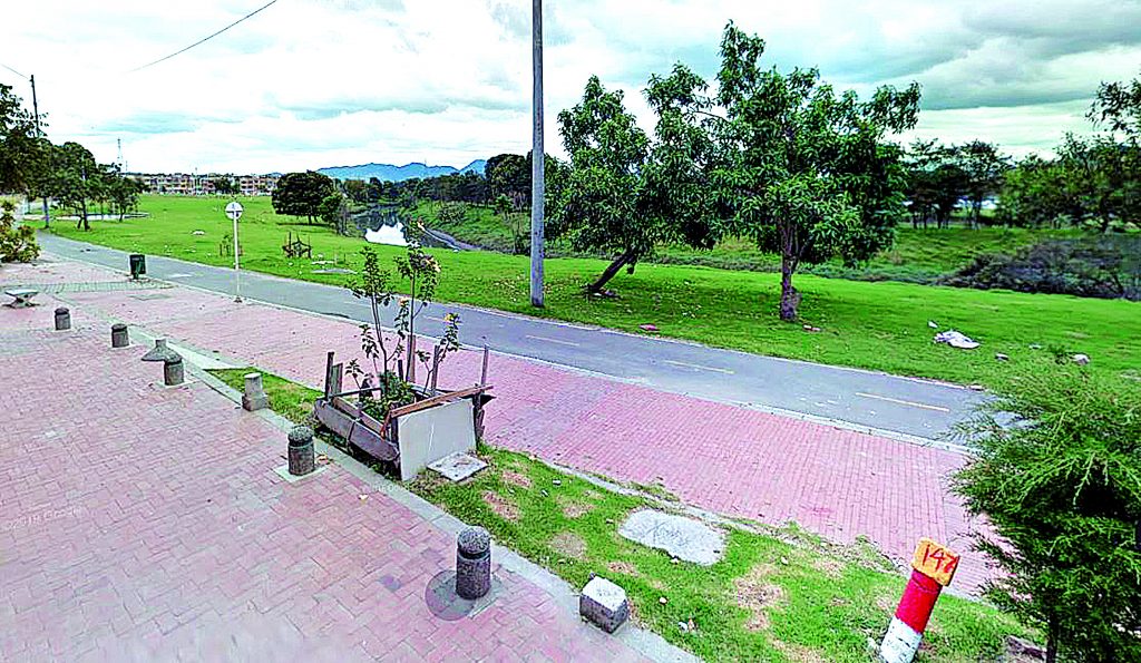 Víctima de hurto acabó con la vida de un ladrón 1 Víctima de hurto acabó con la vida de un ladrón Los ladrones siguen haciendo de las suyas por las calles de Bogotá. Uno de los más recientes hechos delincuenciales se registró en la noche del viernes en los límites entre Engativá y Suba. En este suceso la víctima disparó contra un pillo y le causó la muerte.
