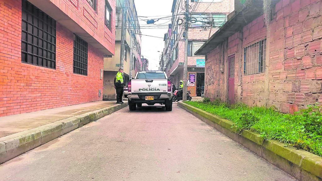Ladrón mató a Jhon Freddy por interponerse en su camino En el momento exacto en que Jhon Freddy Garzón Cortés se estaba alistando para salir a trabajar, escuchó los gritos de una persona que pedía ayuda de manera desesperada.