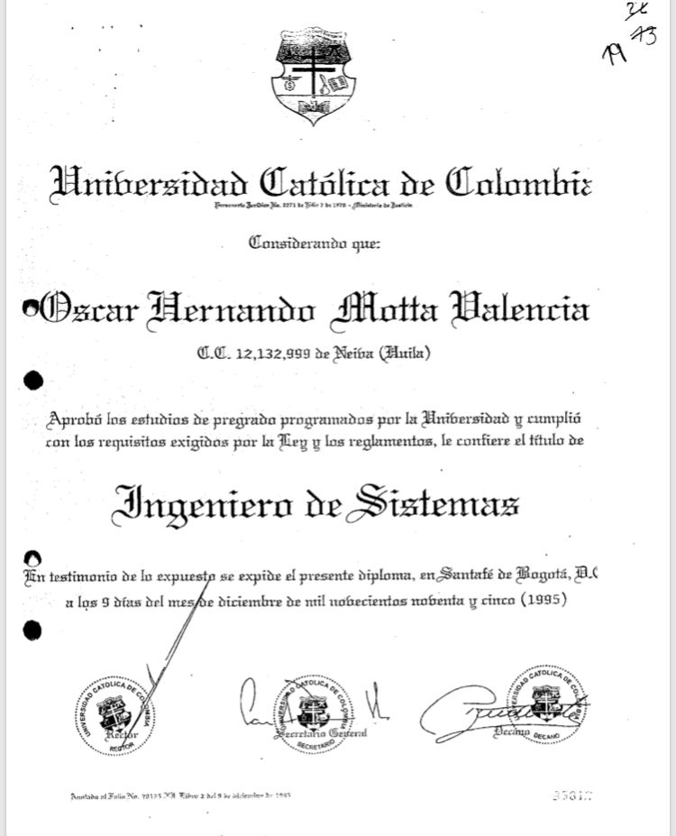 Funcionario público de Neiva presentó documentos falsos 2 Funcionario público de Neiva presentó documentos falsos En un hecho de no creer un funcionario público en Neiva presentó un acta y un diploma de la Universidad Católica de Colombia que lo acreditaba como ingeniero de sistemas con un detalle de mala ortografía, que delató la falsedad de los documentos.