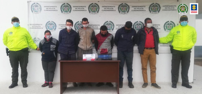 Hurtaban y sacrificaban ganado sin medidas de salubridad 2 Hurtaban y sacrificaban ganado sin medidas de salubridad Para nadie es un secreto que existen personas inescrupulosas, que buscan por todos los medios armar negocios ilegales para obtener ganancias para beneficio propio, sin importarles el bienestar o la salud de los demás.