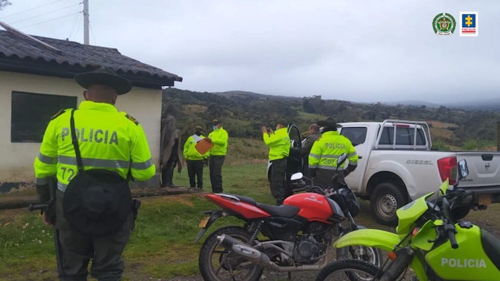 Hurtaban y sacrificaban ganado sin medidas de salubridad 3 Hurtaban y sacrificaban ganado sin medidas de salubridad Para nadie es un secreto que existen personas inescrupulosas, que buscan por todos los medios armar negocios ilegales para obtener ganancias para beneficio propio, sin importarles el bienestar o la salud de los demás.