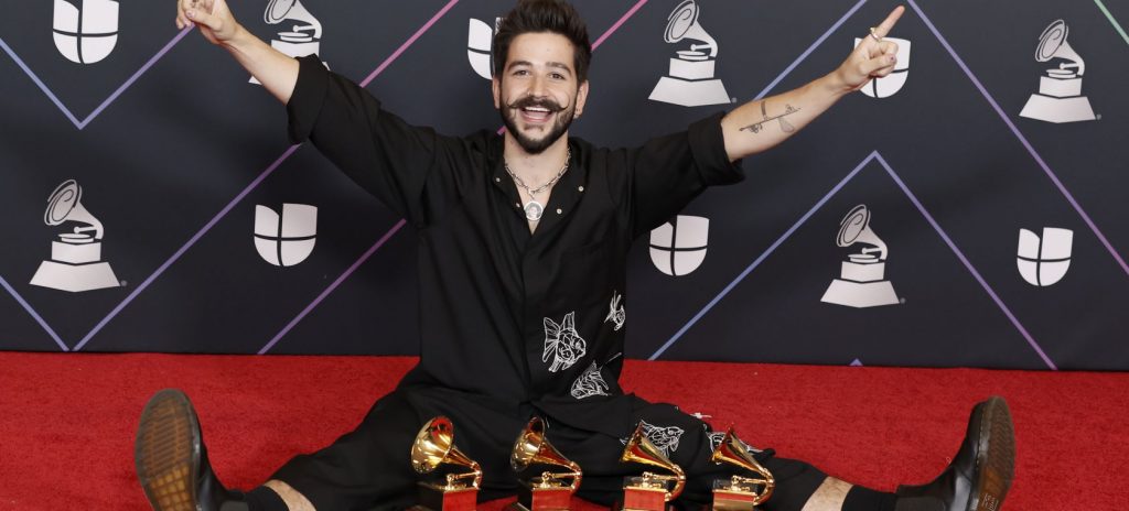 Camilo brilló al echarse al bolsillo cuatro gramófonos De las diez nominaciones que obtuvo Camilo, el artista colombiano logró cuatro Latin Grammy en la premiación que se realizó en la noche de este jueves en la ciudad de Las Vegas, en Estados Unidos.