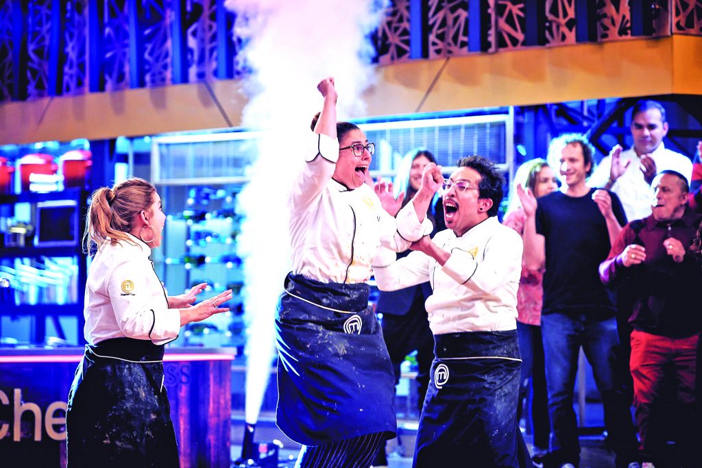 Carla Giraldo y el buen sabor de su premio en MasterChef Una final de infarto se vio el lunes en la noche con el final de ‘MasterChef Celebrity’, del canal RCN. Pero lo digo por el soponcio que le dio a más de uno al escuchar que la ganadora fue Carla Giraldo, cuya personalidad frentera y desparpajada le mereció el desprecio de más de un televidente.