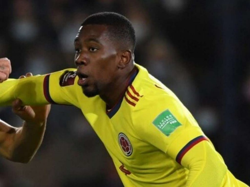 Las altas y bajas que tendría la Selección para la Eliminatoria 2 Las altas y bajas que tendría la Selección para la Eliminatoria La Selección Colombia está a pocos días de anunciar su convocatoria para los partidos de Eliminatorias al Mundial de Catar 2022 frente a Brasil como visitante y Paraguay en Barranquilla.