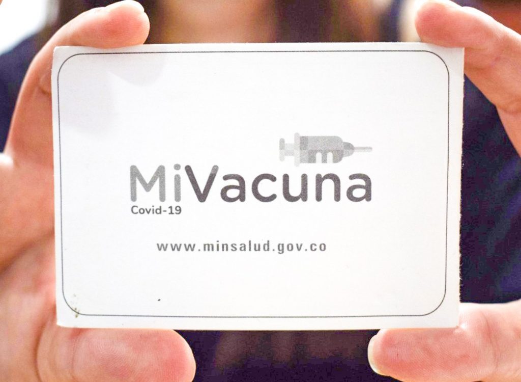Lo que debe saber del uso del carné para eventos y más 4 Lo que debe saber del uso del carné para eventos y más Desde este martes 16 de noviembre en Colombia los mayores de 18 años tendrán la obligación de presentar el carné de vacunación contra el COVID-19 para ingresar a algunos establecimientos y eventos.