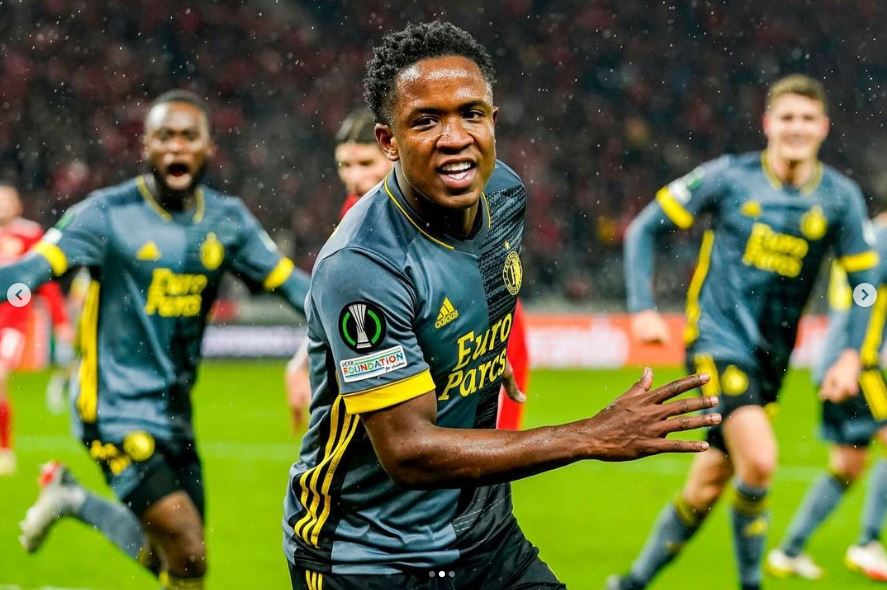 Sinisterra anotó en la victoria del Feyenoord en Berlin 1 Sinisterra anotó en la victoria del Feyenoord en Berlin Luis Fernando Sinisterra fue el jugador colombiano que este jueves anotó en torneos europeos, pues se reportó en el marcador para la victoria 1-2 del Feyenoord en su visita al Unión Berlin, por la cuarta jornada de la Conference League, el tercer torneo internacional del viejo continente.