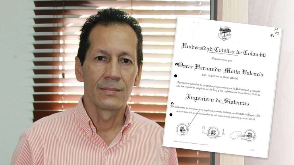 Funcionario público de Neiva presentó documentos falsos 8 Funcionario público de Neiva presentó documentos falsos En un hecho de no creer un funcionario público en Neiva presentó un acta y un diploma de la Universidad Católica de Colombia que lo acreditaba como ingeniero de sistemas con un detalle de mala ortografía, que delató la falsedad de los documentos.