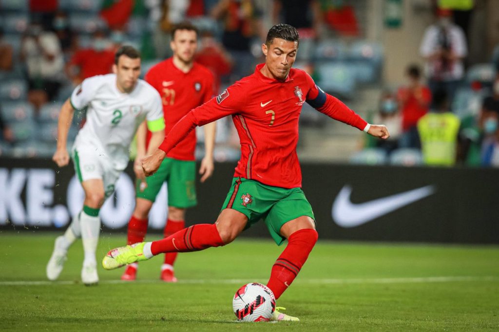 Asiático será el rival de la Conmebol en repechaje al Mundial Este viernes la Federación Internacional de Fútbol Asociado (Fifa) celebró en Zúrich, Suiza, el sorteo para definir las llaves de repechaje tanto entre las confederaciones como de las selecciones de Europa que aún no definen su clasificación al Mundial de Catar 2022.