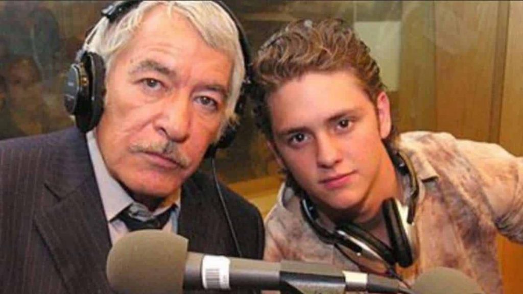 Enrique Rocha: Se apagó la vida del villano de novela El hombre de la voz seductora, que a su vez le sirvió para encarnar a los villanos más temidos de la TV mexicana, falleció la madrugada del domingo a los 81 años en Ciudad de México.