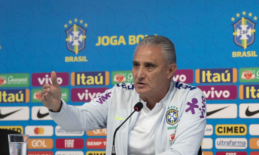 La Selección de Brasil saldrá ante Colombia con toda la pesada Aunque estaba acostumbrado a entregar las nóminas titulares con anticipación, desde hace varias fechas de la Eliminatoria el estratega la Selección de Brasil, Tite, no lo hacía. Sin embargo, hoy volvió a destapar sus cartas con anticipación, un día antes del juego contra Colombia.