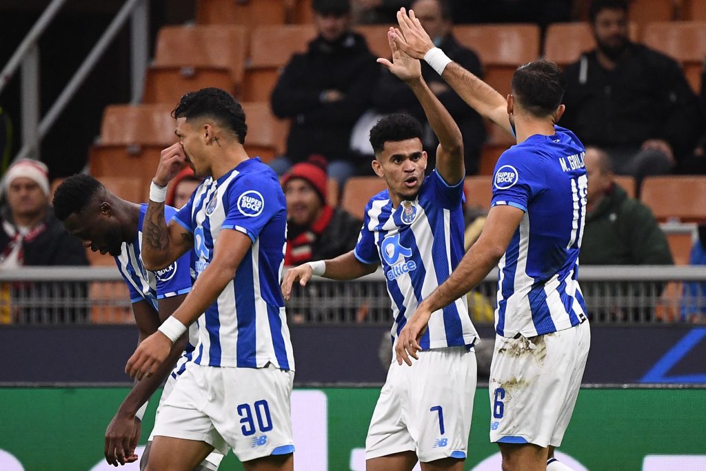 'Lucho' y Matheus, a ganarle al Atlético para pasar a octavos 9 'Lucho' y Matheus, a ganarle al Atlético para pasar a octavos Hoy se juega en la 'Champions League' una jornada decisiva, pues esta semana se definen los últimos clasificados a los octavos de final, ronda que se disputará el próximo año.