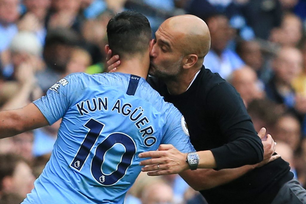 Por problemas cardiacos, 'El Kun' Agüero le dijo adiós al fútbol Tras casi dos décadas sobre las canchas, el corazón de&nbsp;Sergio 'Kun' Agüero&nbsp;lo obligó a frenar y el delantero del Barcelona se ha visto obligado a colgar los guayos este miércoles por sus problemas cardíacos.