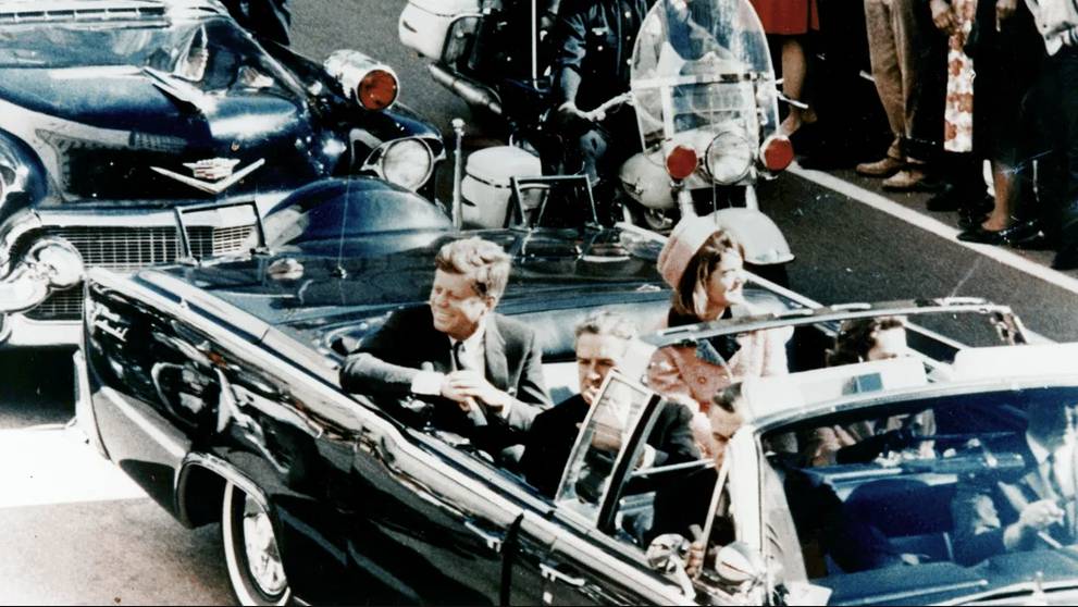 No hay claridad sobre muerte del presidente Kennedy 2 No hay claridad sobre muerte del presidente Kennedy Dando cumplimiento a un fallo de 1992, el presidente de los Estados Unidos, Joe Biden, publicó este miércoles 1.500 archivos relacionados con la investigación por el asesinato del presidente John F. Kennedy.