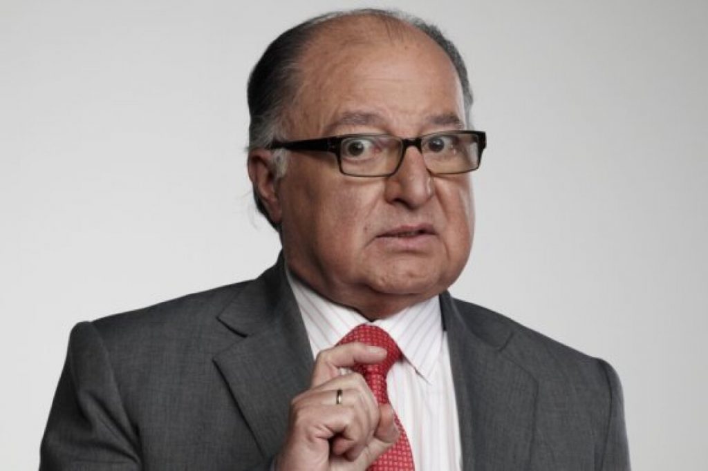“Hasta que muera seguiré dando la guerra en la actuación” 4 “Hasta que muera seguiré dando la guerra en la actuación” Alberto Saavedra sí que tiene historias por contar. Con más de 50 años dedicados a la actuación, el caleño recuerda desde cuando la televisión era a blanco y negro, y desde esas novelas que las nuevas generaciones nunca vieron y las ya casi extintas radionovelas.