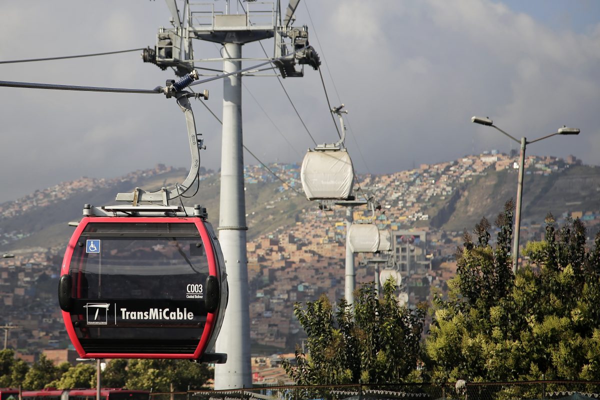 Estos son los horarios de funcionamiento 1 Estos son los horarios de funcionamiento El sistema masivo de transporte TransMilenio informó los horarios en los que funcionará durante este viernes, 24 de diciembre, y mañana, día 25 del mismo mes (festivo).