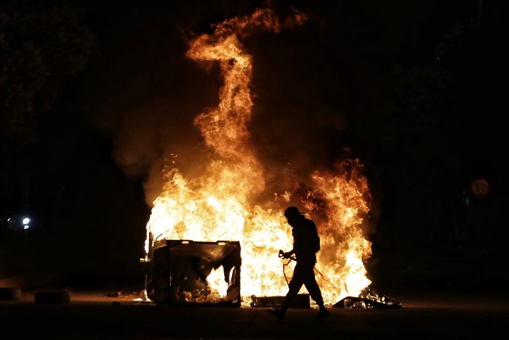 "Ofrezco perdón por no prevenir una tragedia semejante", alcaldesa “Los días 9 y 10 de septiembre de 2020, la Policía Nacional de Colombia reaccionó de forma desproporcionada, ilegal y apartada del principio de humanidad, en la atención de las manifestaciones ciudadanas ocurridas en Bogotá y Soacha, donde se presentaron protestas por el asesinato de Javier Ordóñez en un procedimiento policial”.