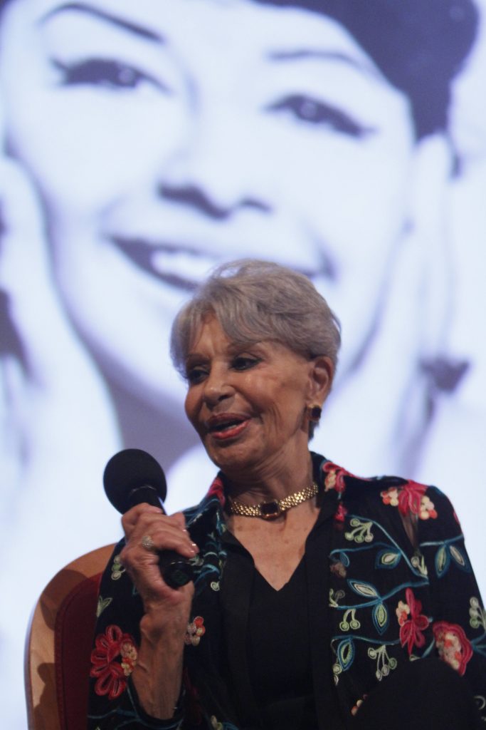 A sus 81 años murió la recordada actriz Raquel Ércole 1 A sus 81 años murió la recordada actriz Raquel Ércole En Bogotá, en la madrugada de este lunes, falleció la reconocida actriz colombiana Raquel Ércole, quien actuó en varias producciones en los años 80, 90 y parte de este siglo, fue la esposa del fallecido Lizardo Díaz, integrante de 'Los Tolimenses'.