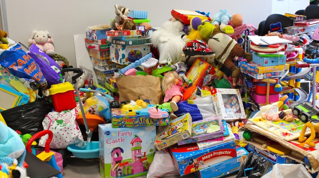 Recolecta de regalos para niños migrantes La organización Bethany Christian Services, que trabaja por salvaguardar a las comunidades refugiadas en distintas zonas del país, en esta época de Navidad esta adelantando una recolecta de regalos para todos los niños migrantes que se encuentran en las localidades de Engativá y Ciudad Bolívar, en la capital del país.
