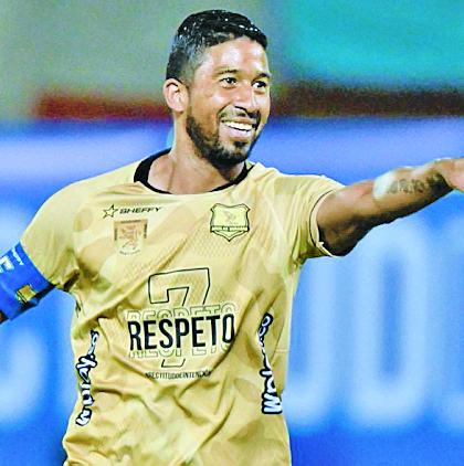 Lo mejor del año en la Liga Una temporada más del fútbol profesional colombiano llegó a su fin y fue un largo calendario lleno de emociones, momentos alegres, tristezas y un sinfín de episodios que seguro marcarán nuevos momentos dorados en la historia del balompié en nuestro país.