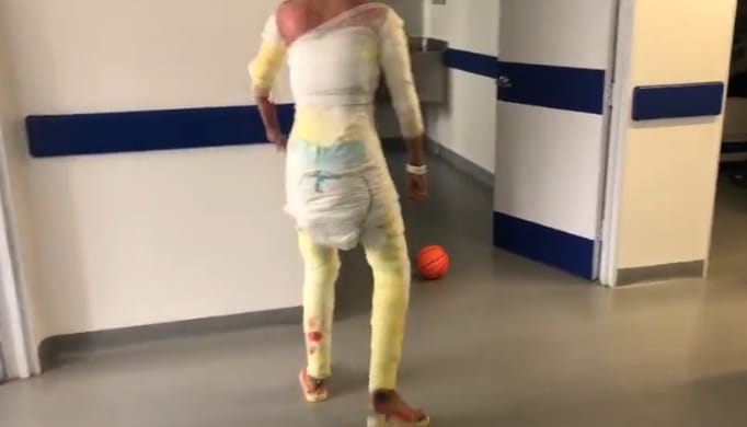 Ya son 68 días en el hospital por salvaje agresión de su ex 9 Ya son 68 días en el hospital por salvaje agresión de su ex Sesenta y ocho días en el Hospital Simón Bolívar ha pasado la joven de 21 años, Laura Vanessa Rincón Álvarez, en un suplicio que está lejos de terminar. Desde la madrugada del 9 de octubre, la muchacha ha visto sus sueños truncados por las agresiones de las que fue víctima cuando su entonces pareja sentimental le regó tínner a ella y su perrito, y luego les prendió fuego. La mascota murió días después.