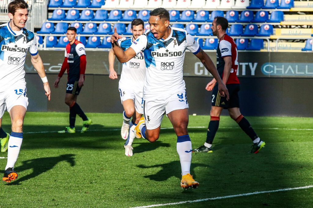 Luis Muriel, en la mira de un grande de Italia 1 Luis Muriel, en la mira de un grande de Italia Luis Fernando Muriel podría cambiar de club pronto. En Italia ya se rumora que el delantero atlanticense se iría del Atalanta para ser el refuerzo de un grande de ese país, el Milan.