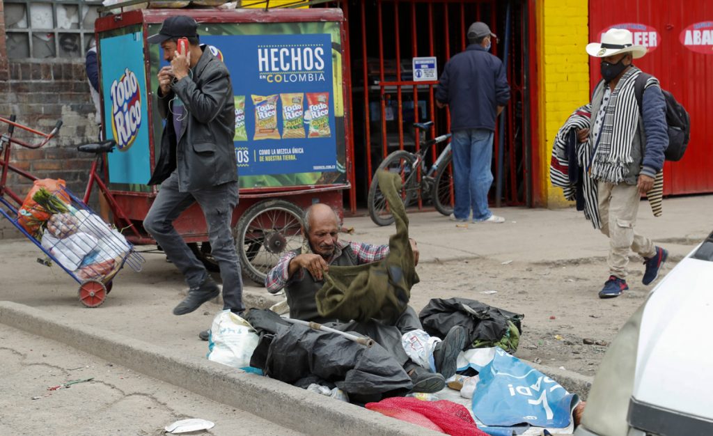 Son 34.901 los habitantes de calle que se registran en Colombia Colombia registra un total de 34.091 personas habitantes de calle, según el censo 'Habitantes de la Calle 2017-2021' del Departamento Administrativo Nacional de Estadística (Dane) revelado este jueves.