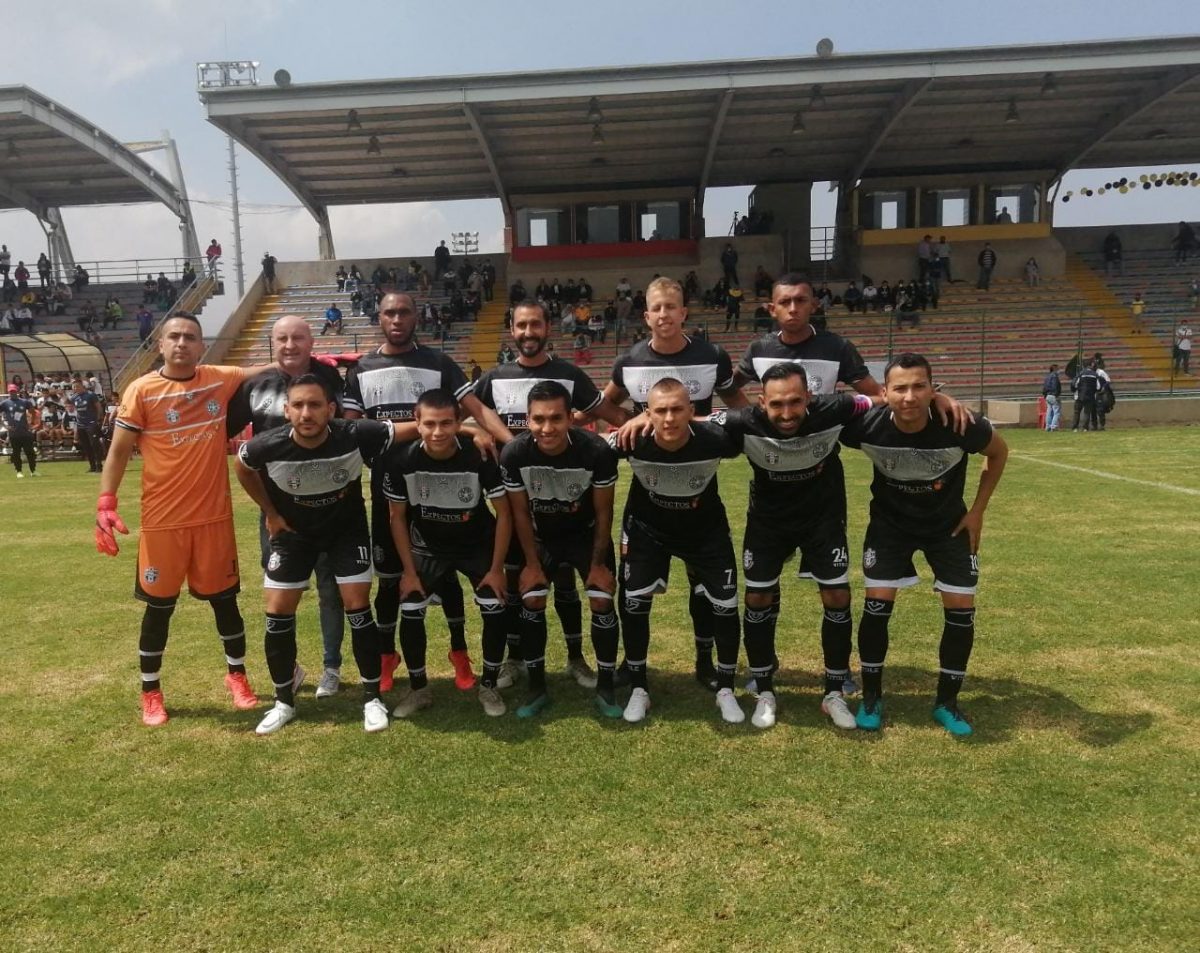 Le contamos cómo va el torneo de fútbol aficionado 1 Le contamos cómo va el torneo de fútbol aficionado Si piensa que con el final de la Liga BetPlay no iba a haber más fútbol en lo que resta del año, se equivoca. En Bogotá, por ejemplo, se está disputando el torneo de fútbol aficionado más importante del país, el del barrio Olaya.